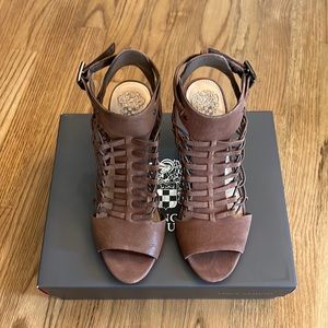 Vince Camuto VC-EVEL size 9 Brown